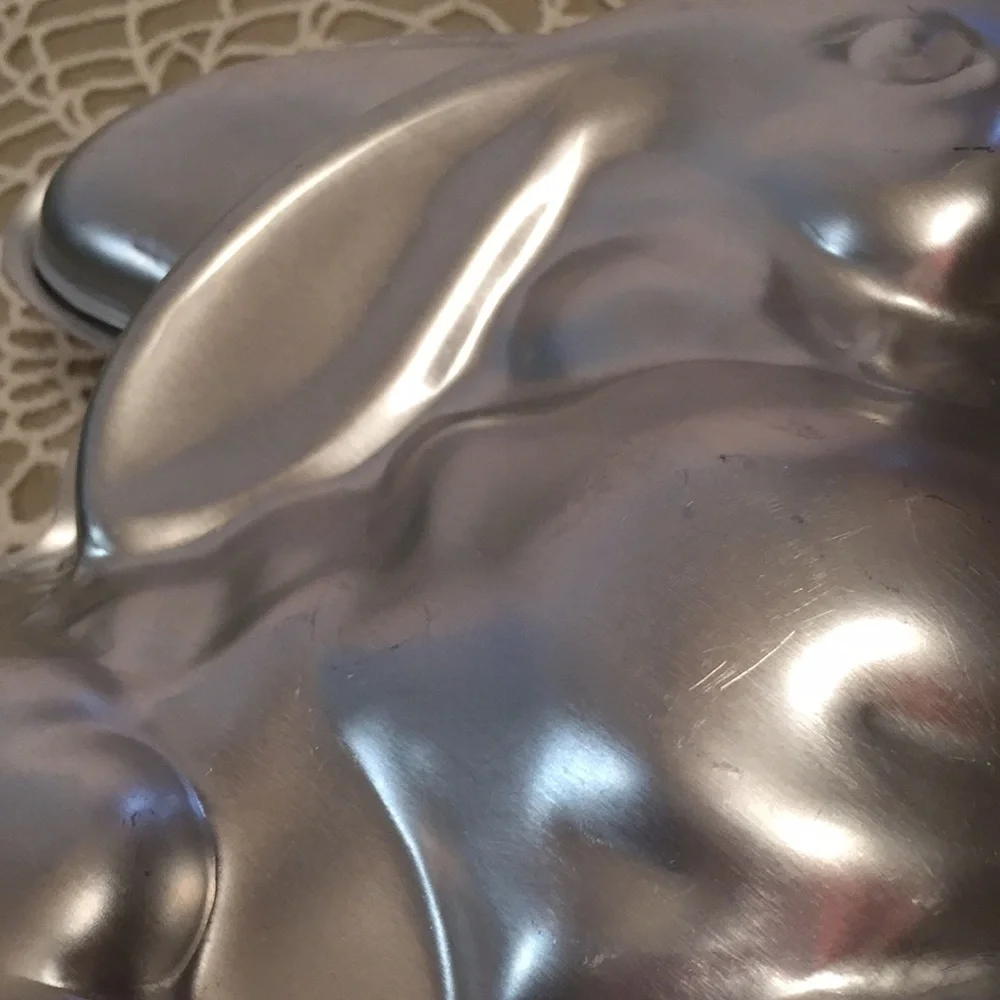 Vintage 3D Bunny Rabbit Cake Pan Mold - Picture 11 of 15